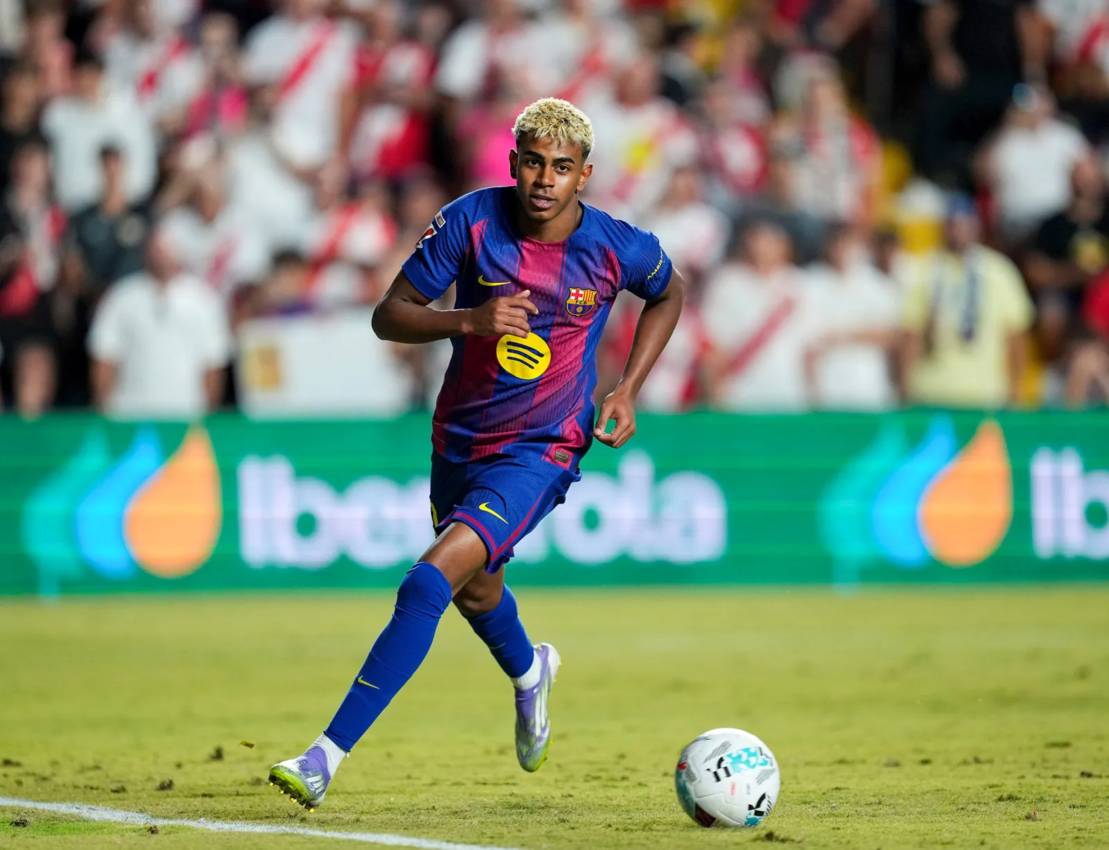 Lamine Yamal: Barcelona’s New King Is Carrying A Weight Messi Never Had At 17