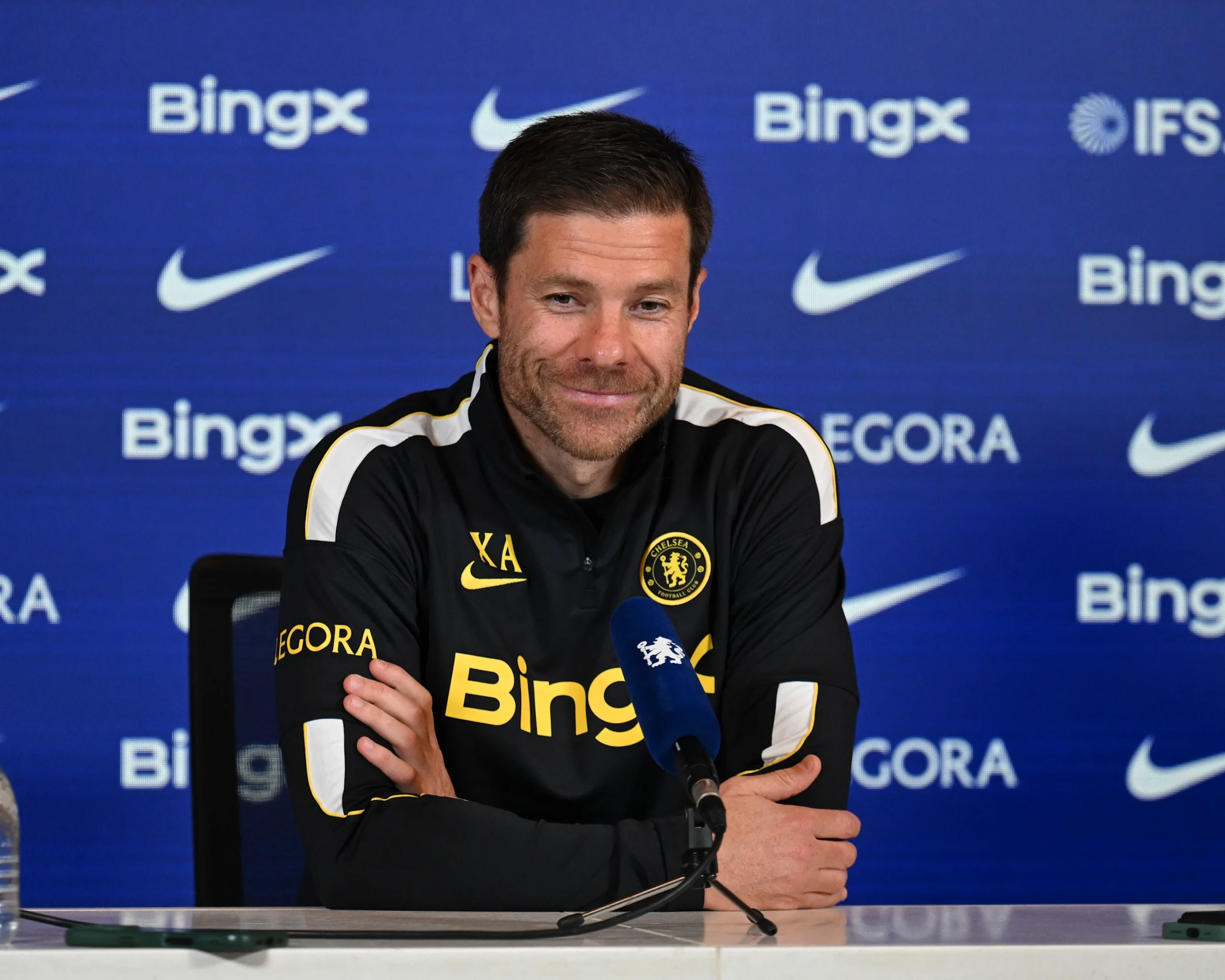 Chelsea Defensive Flaw Under Xabi Alonso Could Cost Them the Biggest Trophies