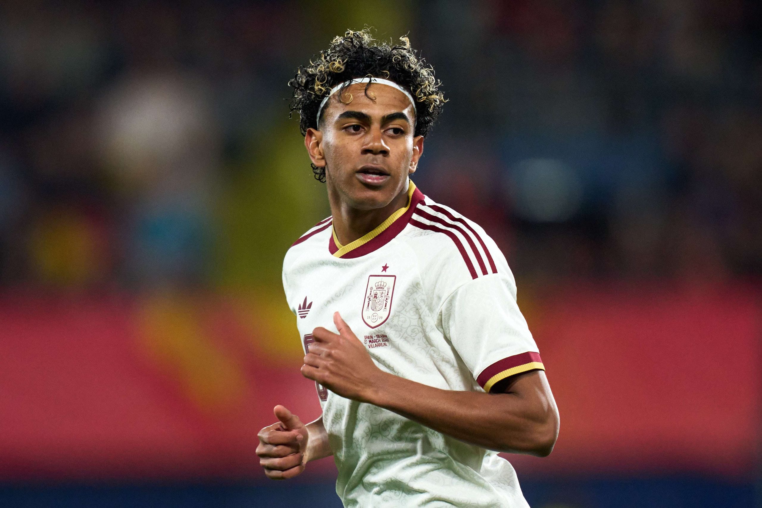 Lamine Yamal wearing the Spain national team shirt