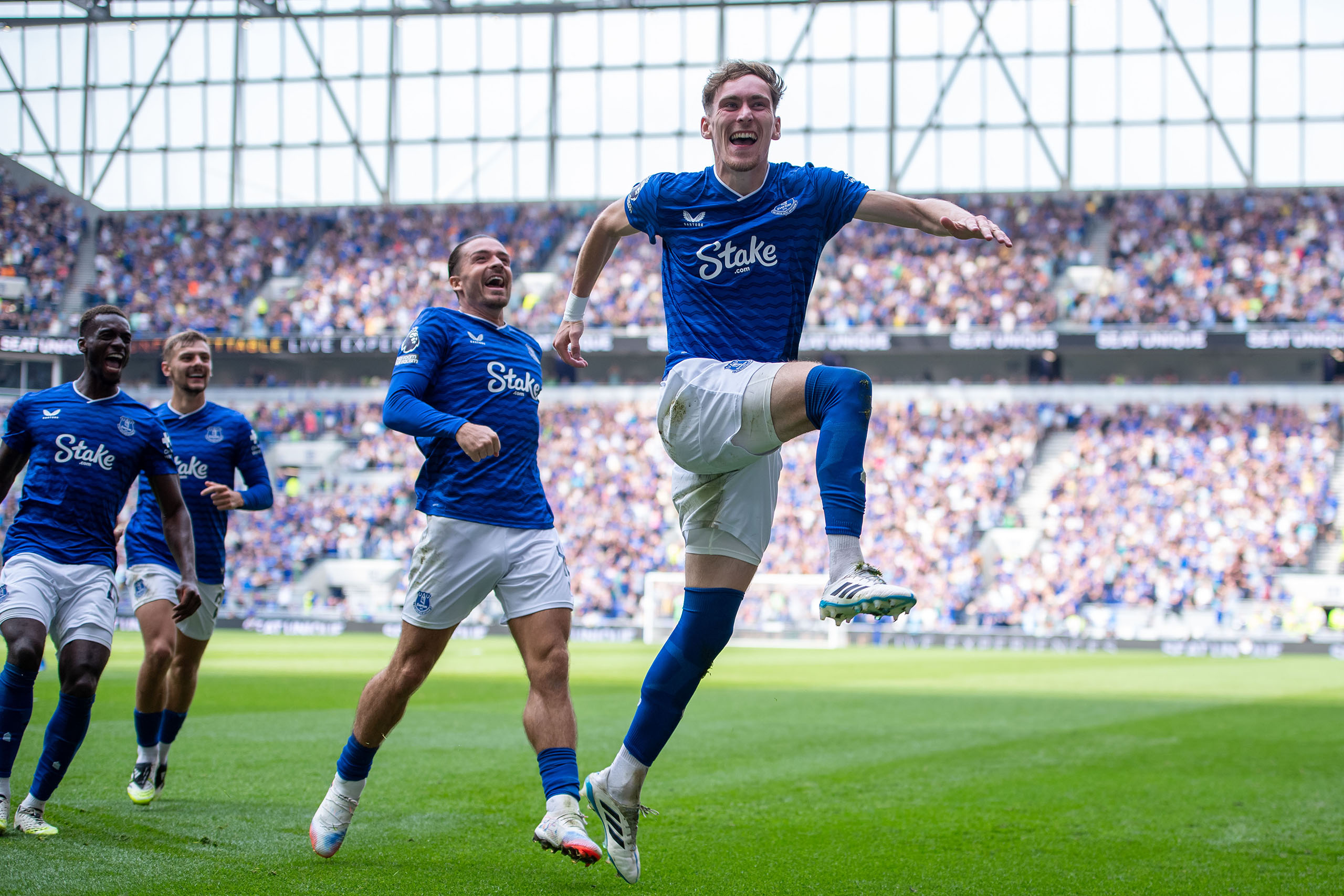 Everton vs Chelsea: 4 Key Battles to Watch