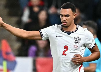 Trent Alexander-Arnold playing for England against Czechia