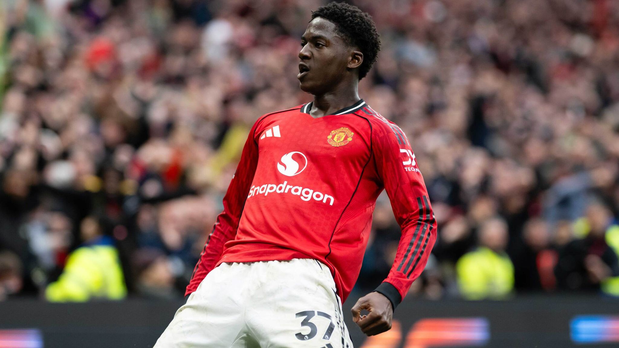 Como vs Man United: 5 Critical Selection Problems Carrick Must Solve