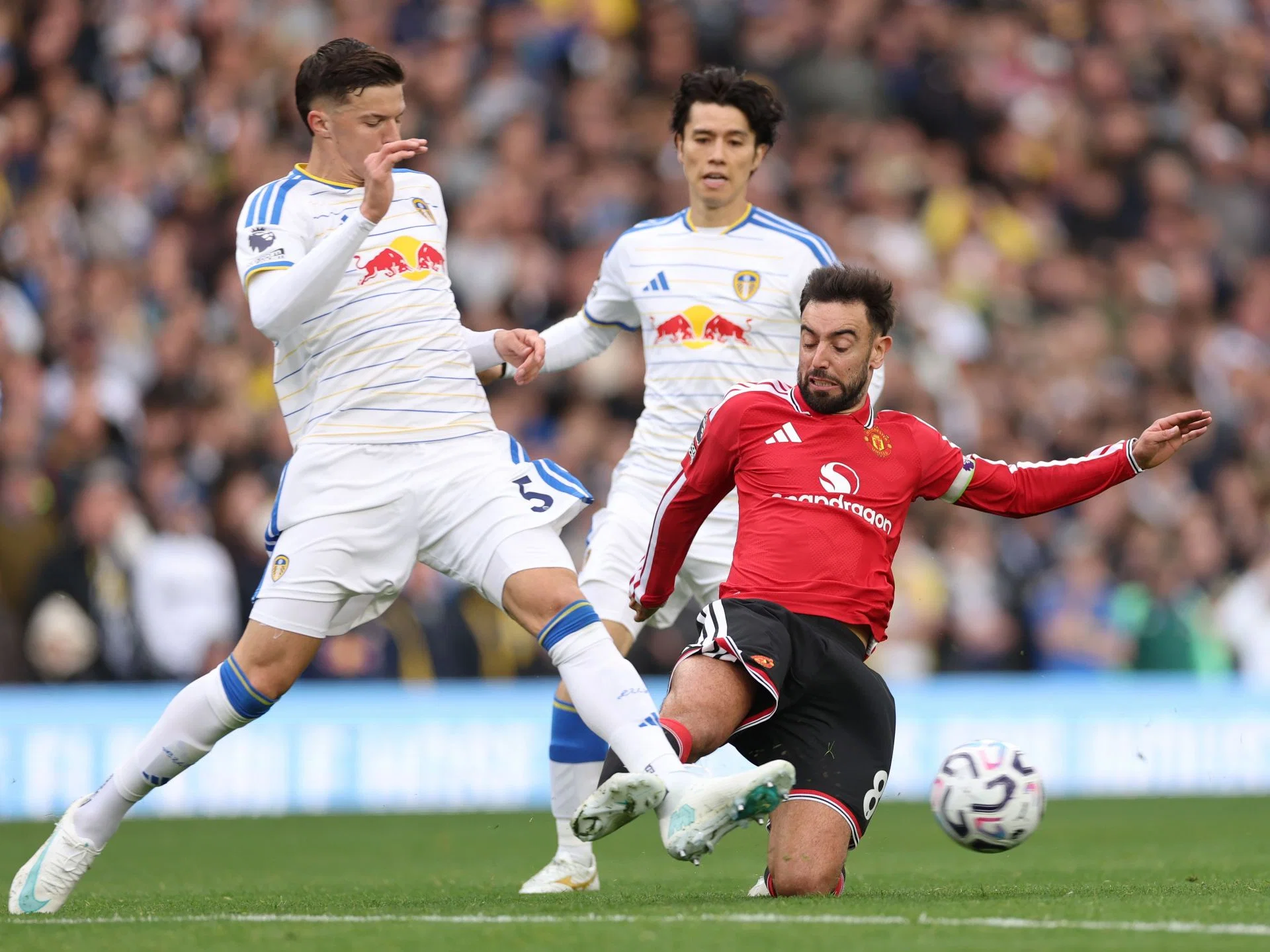 Como vs Man United: 5 Critical Selection Problems Carrick Must Solve